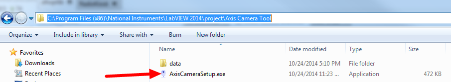 Highlights the "AxisCameraSetup.exe" in Windows Explorer.